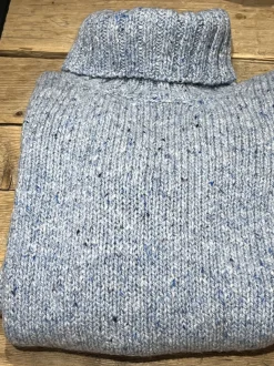 Fisherman out of Ireland coltrui mistie blue