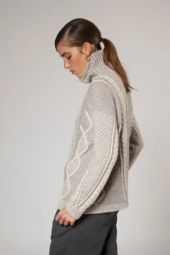 Fisherman out of Ireland Mock Neck Aran