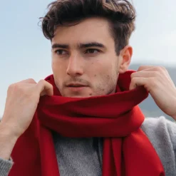 John Hanly Merino Wollen Sjaal Scharlakenrood