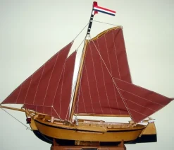 Model Botter 34 cm